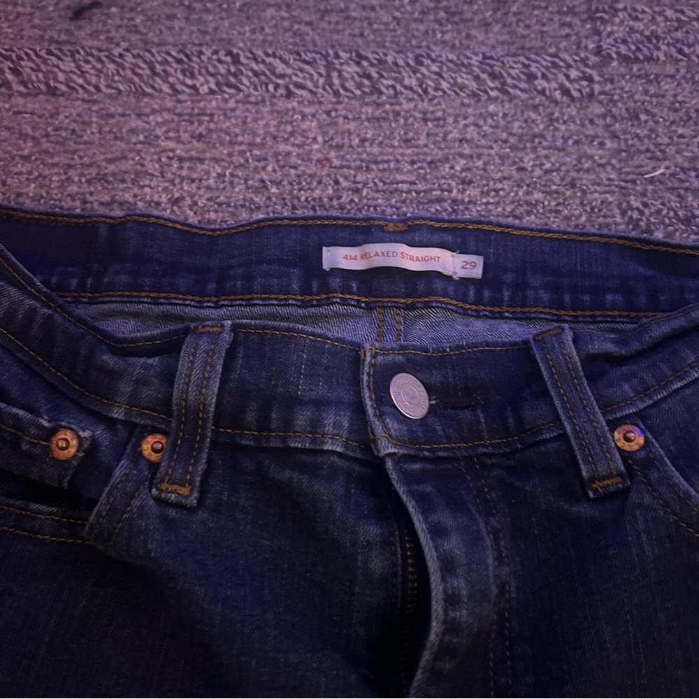 Levi's Darkwash Women's 414 Relaxed Straight Jeans 29" - Picture 3 of 6